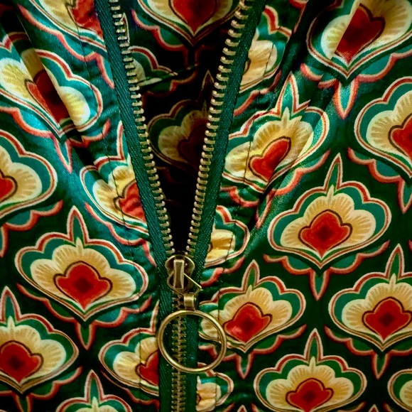 Vintage-Inspired Satin Double Zip Shirt – Bohemian Retro Print NWOT - Picture 3 of 6